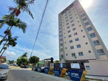 apartment em Avenida Emanoel Pinto, Centro - Balneário Piçarras - SC