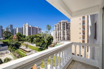 apartment em Rua Atílio Bório, Cristo Rei - Curitiba - PR