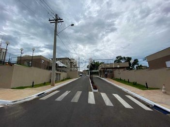 apartment em Rua Theodolina Modena Coca, Vila Rancho Velho - São Carlos - SP