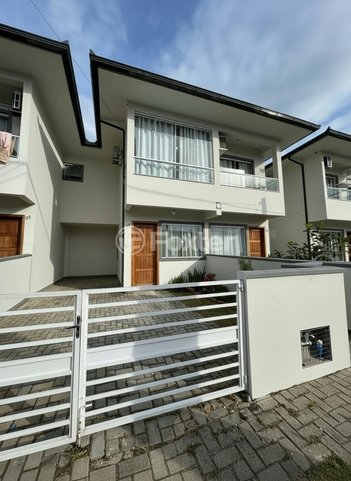 house em Rua Carmorino Aldo Leonel, Guarda do Cubatão - Palhoça - SC