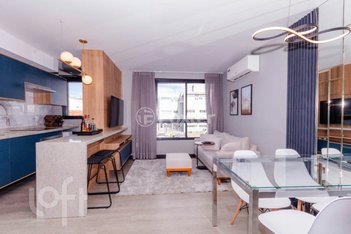 apartment em Rua Oito de Julho, Jardim Botânico - Porto Alegre - RS