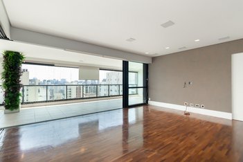 apartment em Rua Araguari, Vila Uberabinha - São Paulo - SP