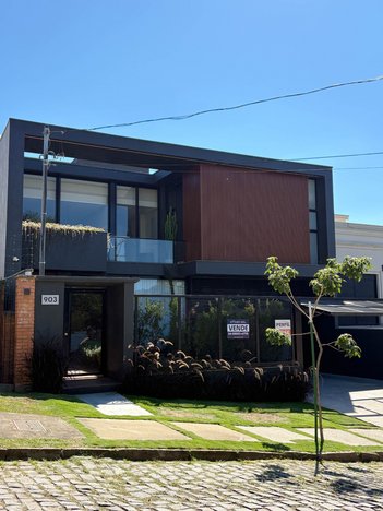 house em Rua Orestes Baldisserotto, Colina Sorriso - Caxias do Sul - RS