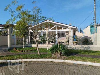 house em Rua das Alfazemas, Harmonia - Canoas - RS