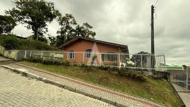 house em Rua Jornalista A de Carvalho, Bom Retiro - Joinville - SC
