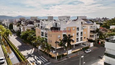 apartment em Rua dos Chernes, Jurerê - Florianópolis - SC