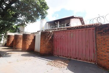 house em Rua Comandante Carlos Alberto, Boa Vista - Londrina - PR