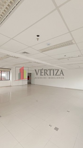 office em Avenida Engenheiro Luiz Carlos Berrini, Cidade Monções - São Paulo - SP