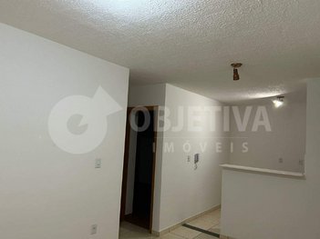 apartment em Alameda José de Oliveira Guimarães, Jardim Holanda - Uberlândia - MG