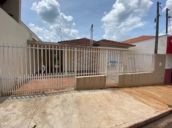 house em Avenida Pedro Ometto, Centro - Barra Bonita - SP