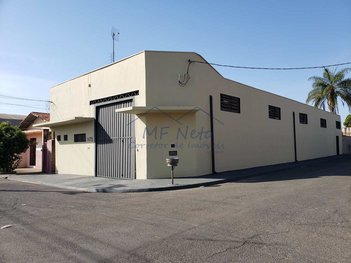 industrial em Rua Maceió, Vila Belmiro - Pirassununga - SP