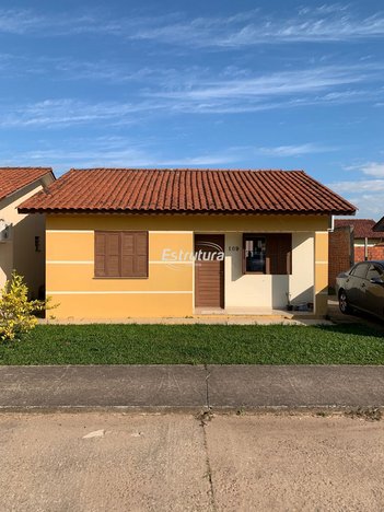 house em Avenida Primeira, Diácono João Luiz Pozzobon - Santa Maria - RS