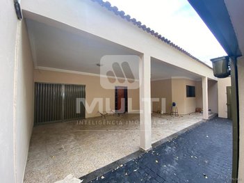 house em Avenida Teófilo Alves, Vigilato Pereira - Uberlândia - MG