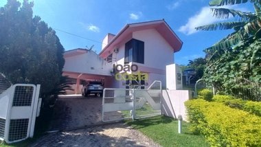 house em Rua Caetano Silveira de Matos, Centro - Palhoça - SC