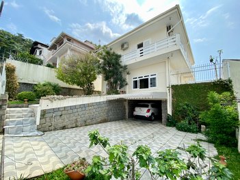 house em Rua Papa João XXIII, Coqueiros - Florianópolis - SC