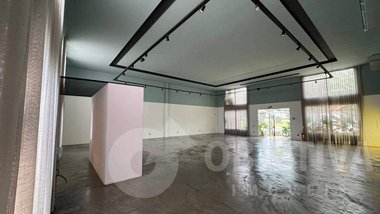 business em Avenida Segismundo Pereira, Santa Mônica - Uberlândia - MG