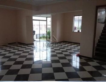 commercial_building em General Telles, Centro - Botucatu - SP