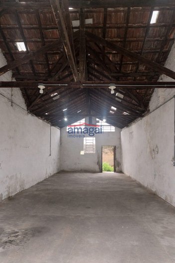 industrial em Avenida Siqueira Campos, Centro - Jacareí - SP