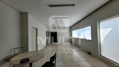 house em Avenida João Pinheiro, Centro - Uberlândia - MG