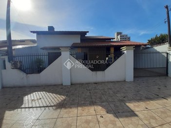 house em Rua Bento Gonçalves, Centro - Torres - RS