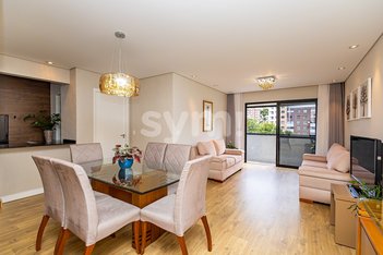 apartment em Rua Professor Assis Gonçalves, Água Verde - Curitiba - PR