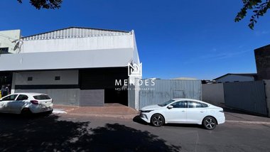 industrial em Rua Doutor Gordon, Vila Borges - Rio Verde - GO