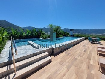 apartment em Estrada Haroldo Soares Glavan, Cacupé - Florianópolis - SC