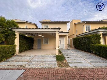 house em Rua Manoel Jorge de Castro, Guaribas - Eusébio - CE
