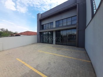 business em Praça Gabriel Martins, Centro - Londrina - PR