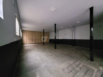 business em Rua Quintino Bocaiúva, Centro - Uberlândia - MG