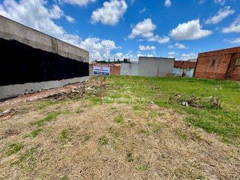 land_lot em Rua João Carlos Gonçalves, Residencial Cedro - Botucatu - SP