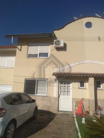 house em Edgar Pires de Castro, Hípica - Porto Alegre - RS