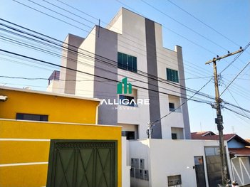 apartment em Avenida Doutor Nothel Teixeira, Saúde - Pouso Alegre - MG