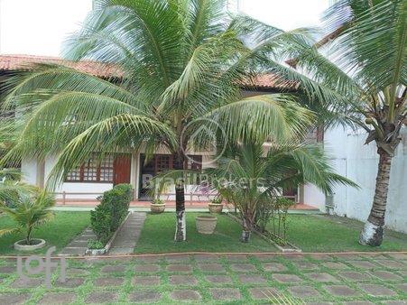 Rua Izalter Macedo Henriques - facade01.jpg